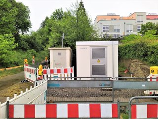 Die neue Umspannstation im Wohngebiet „Hohlgrabenäcker“, die in den nächsten Monaten ans Stromnetz angeschlossen wird. IMG_20220523_142558_Hohlgrabenäcker.jpg