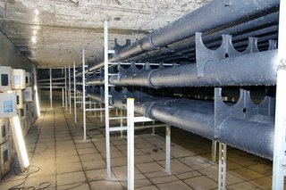 Der Kreuzungsbereich Eberhard-/Stein-/Torstraße ist von den Arbeiten der Stuttgart Netze nicht betroffen. Hier wurden schon im Frühjahr in einer einer stillgelegten Fußgängerunterführung Leerrohre für die neuen Stromleitungen montiert. 20181207_SNB_PM Eberhardstrasse.jpg