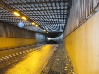 Das Bild zeigt den Tunnel Neugereut. Quelle: Stuttgart Netze GmbH Tunnel-Neugereut.JPG